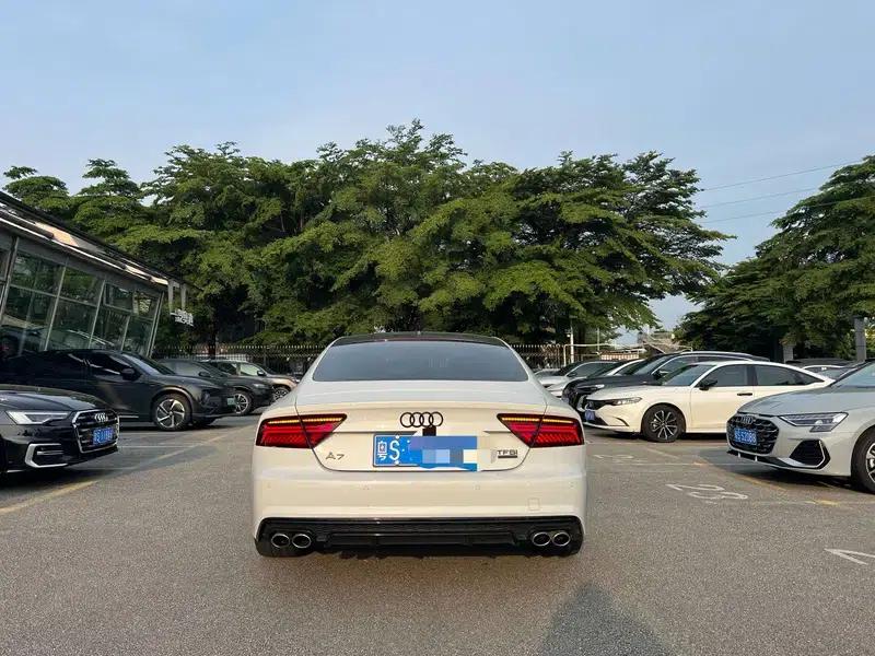 Audi A7 2018 40 TFSI Progressive — миниатюра 3