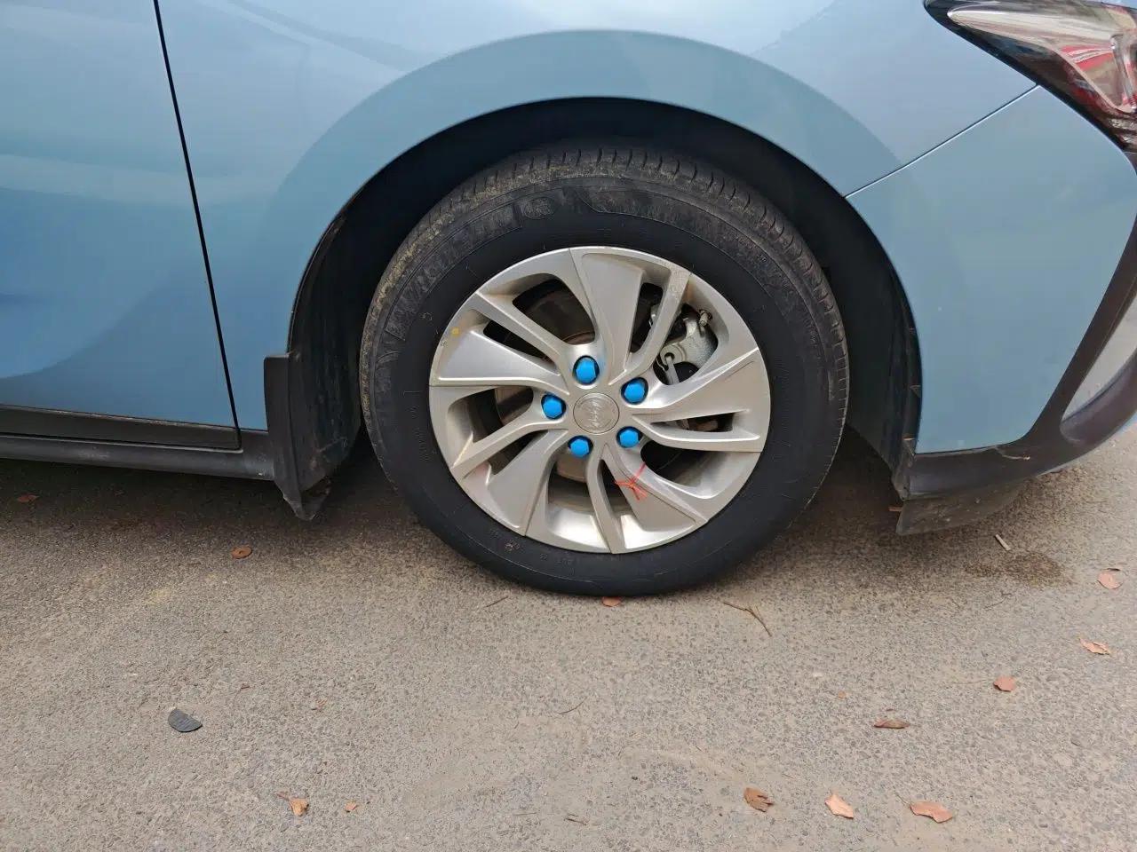 Buick Velite 6 2020 Plug-in Hybrid Connected Fashion Model — миниатюра 2
