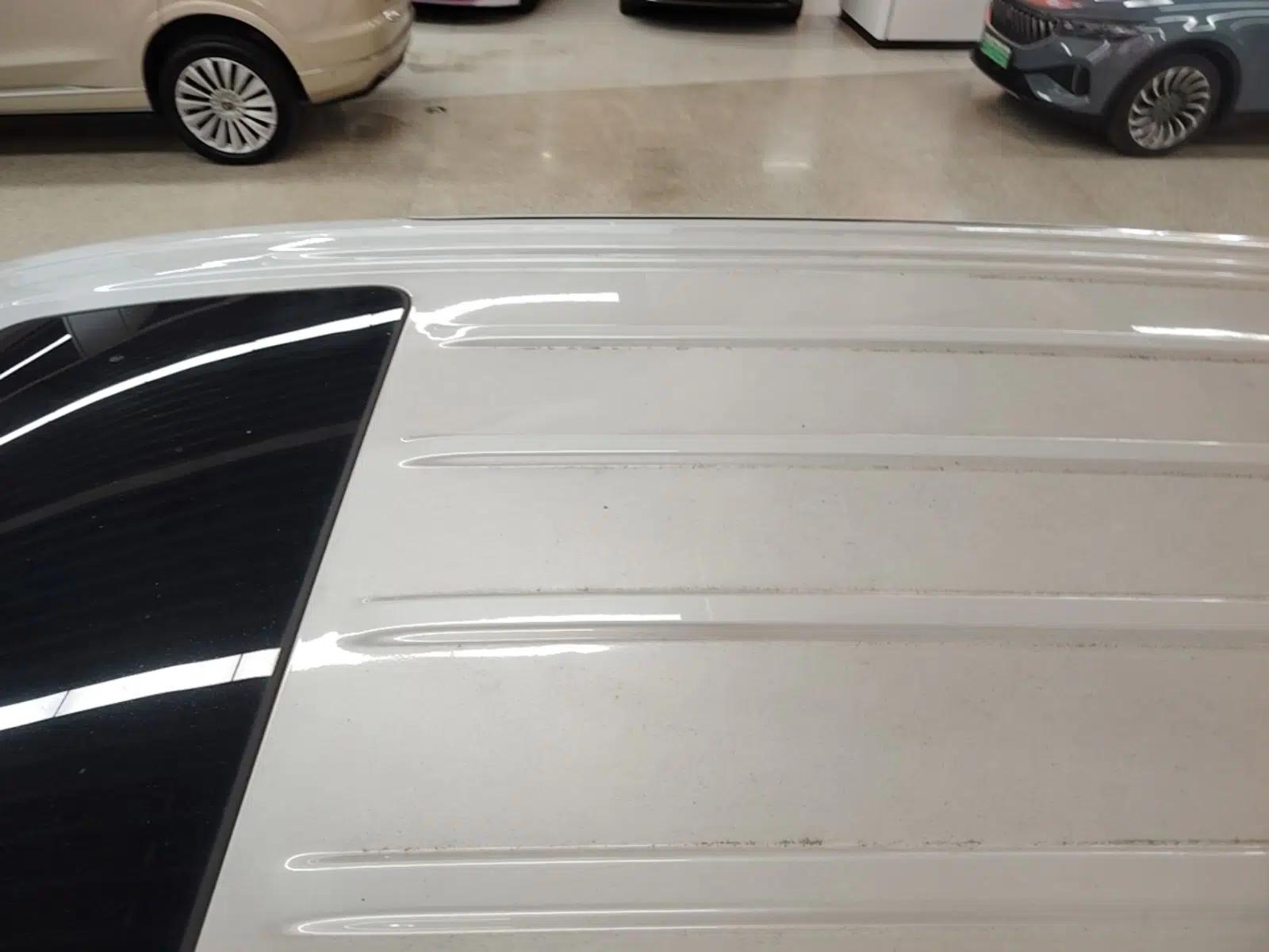 Buick GL8 New Energy 2025 Lu Shang Luxury Edition 7-Seater — миниатюра 7