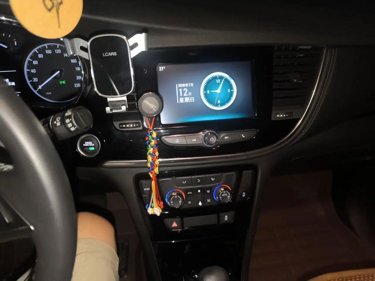 Buick Encore 2016 18T Automatic Two-Wheel Drive Urban Elite Model — миниатюра 13