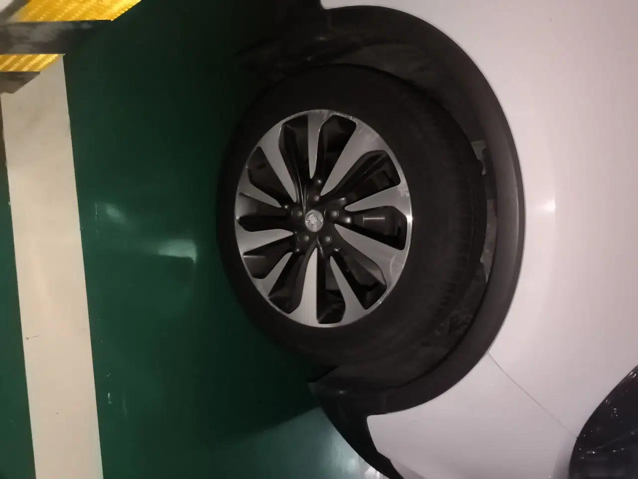 Buick Encore 2016 18T Automatic Two-Wheel Drive Urban Elite Model — миниатюра 8
