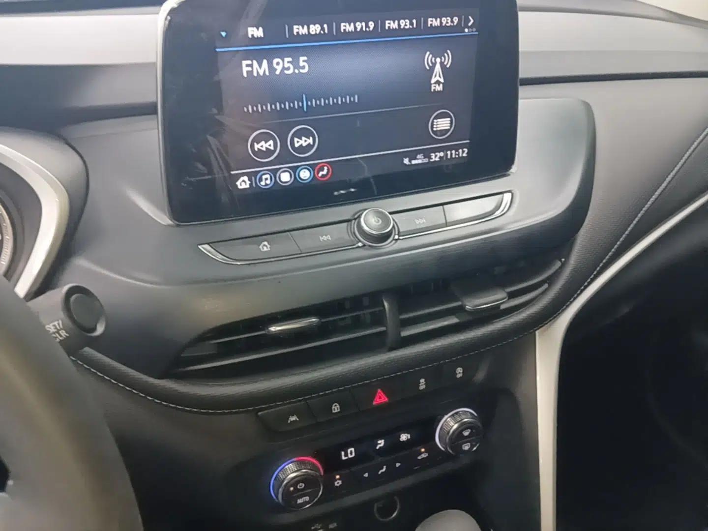 Buick Encore 2020 20T CVT Elite Edition — миниатюра 15