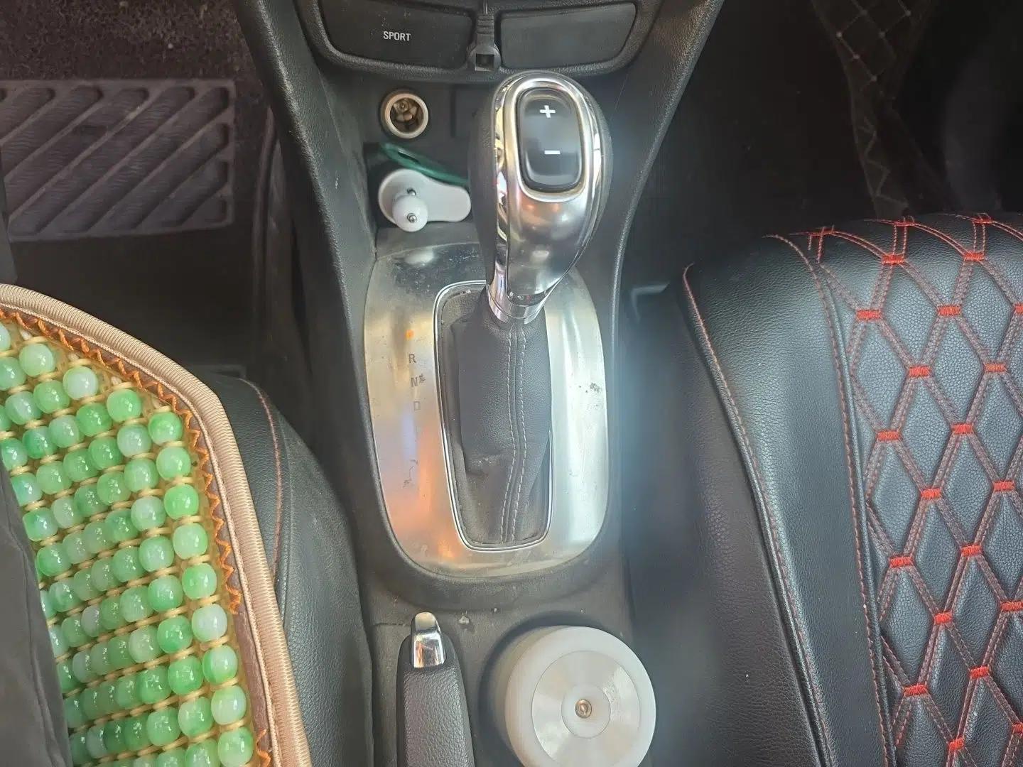 Buick Encore 2015 1.4T Automatic Two-Wheel Drive Urban Elite Version — миниатюра 13