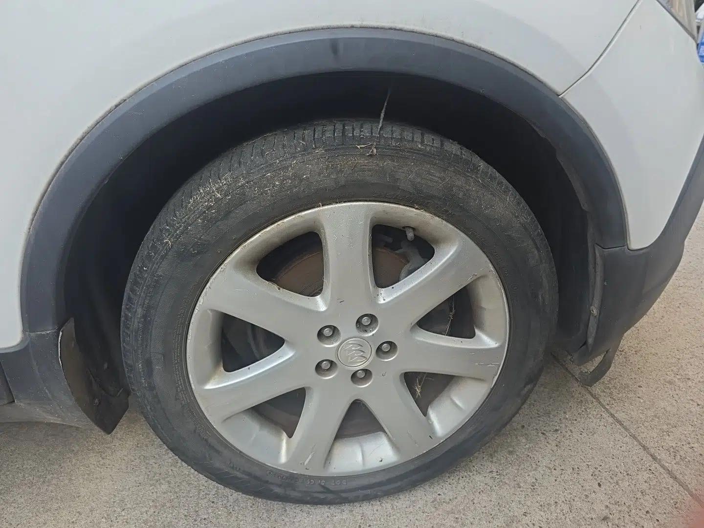 Buick Encore 2015 1.4T Automatic Two-Wheel Drive Urban Elite Version — миниатюра 8