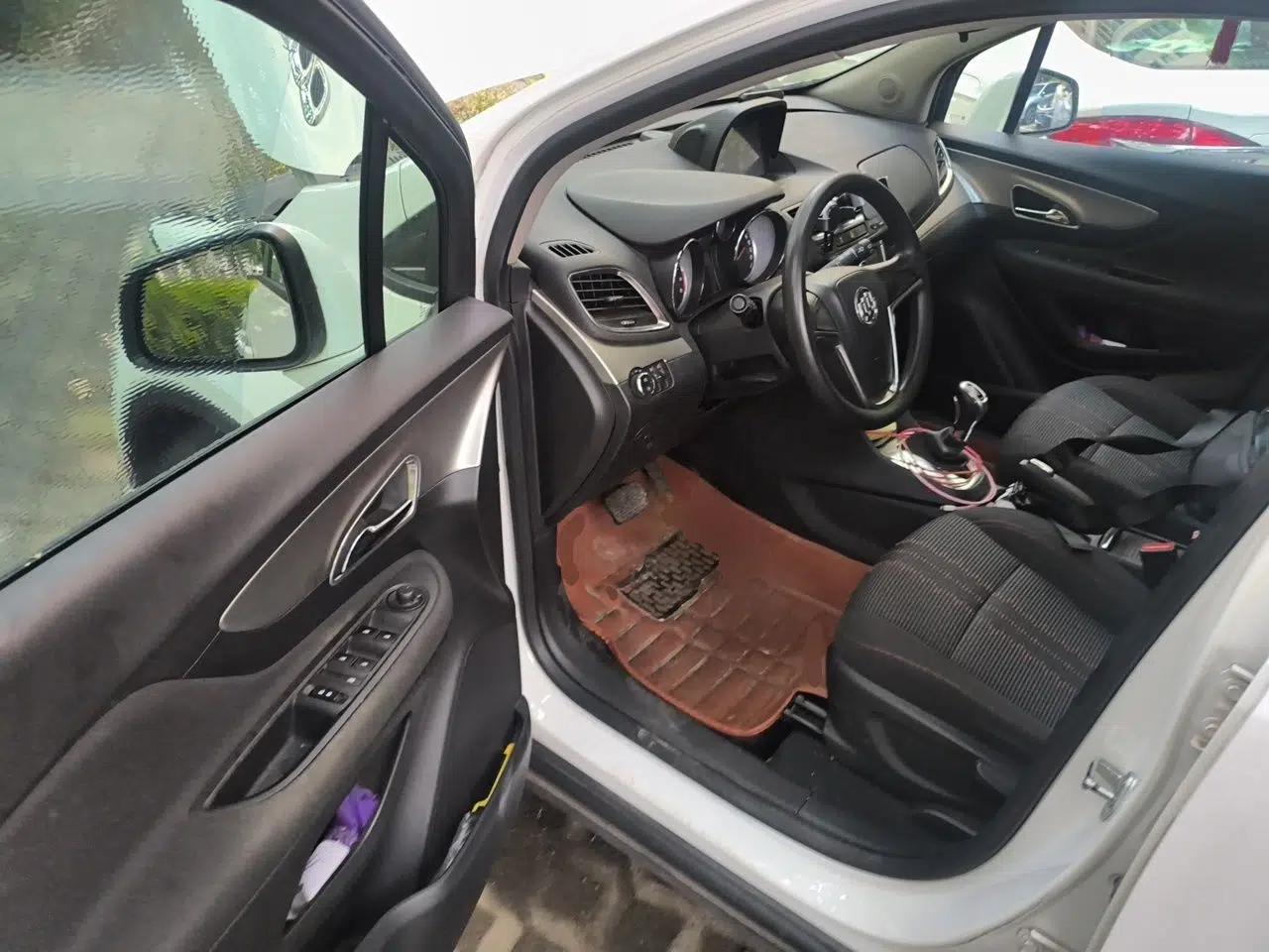 Buick Encore 2015 1.4T Automatic Two-Wheel Drive Urban Elite Version — миниатюра 16