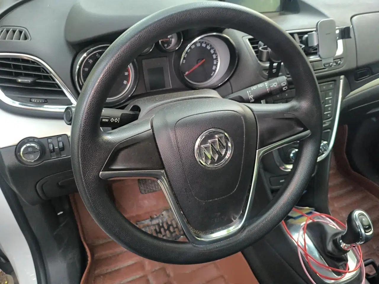 Buick Encore 2015 1.4T Automatic Two-Wheel Drive Urban Elite Version — миниатюра 10