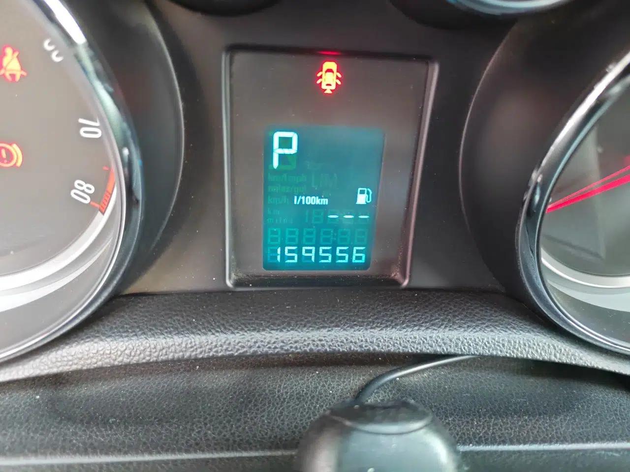 Buick Encore 2013 1.4T Automatic Two-Wheel Drive Elite Model — миниатюра 12