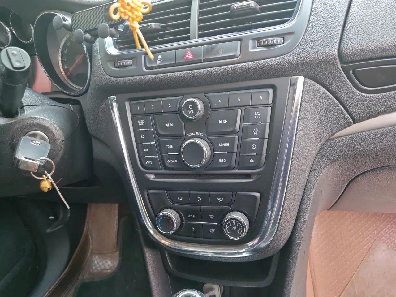 Buick Encore 2013 1.4T Automatic Two-Wheel Drive Elite Model — миниатюра 13
