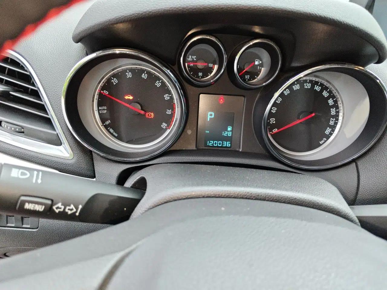 Buick Encore 2015 1.4T Automatic Two-Wheel Drive Urban Elite Version — миниатюра 12