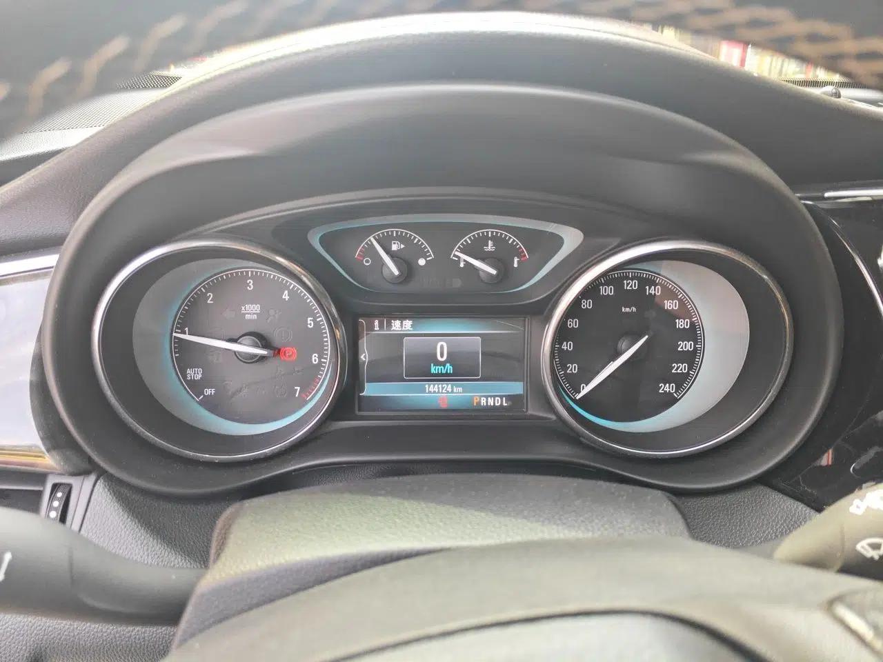 Buick Envision 2015 20T Two-Wheel-Drive Elite Model — миниатюра 11