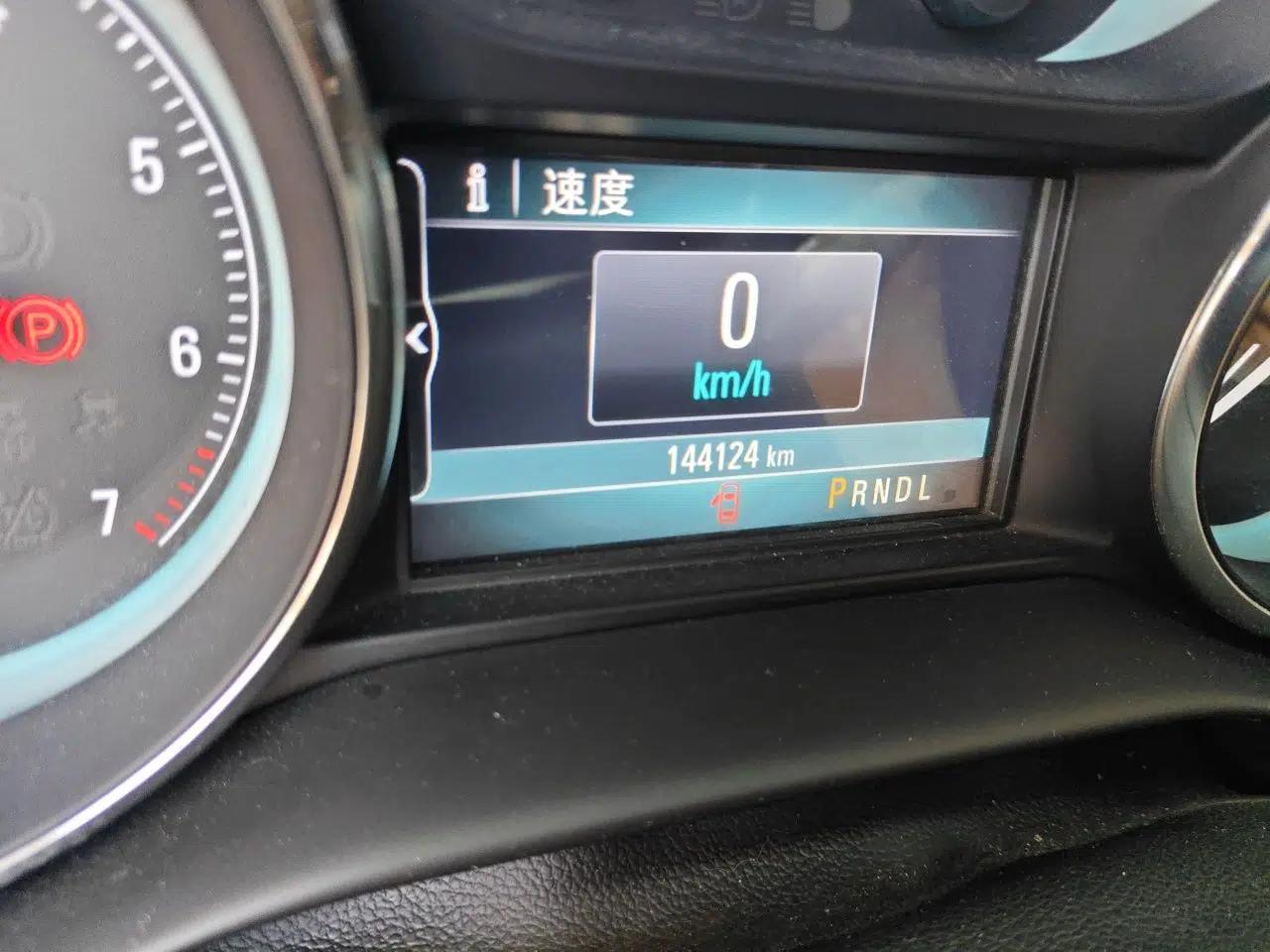 Buick Envision 2015 20T Two-Wheel-Drive Elite Model — миниатюра 12