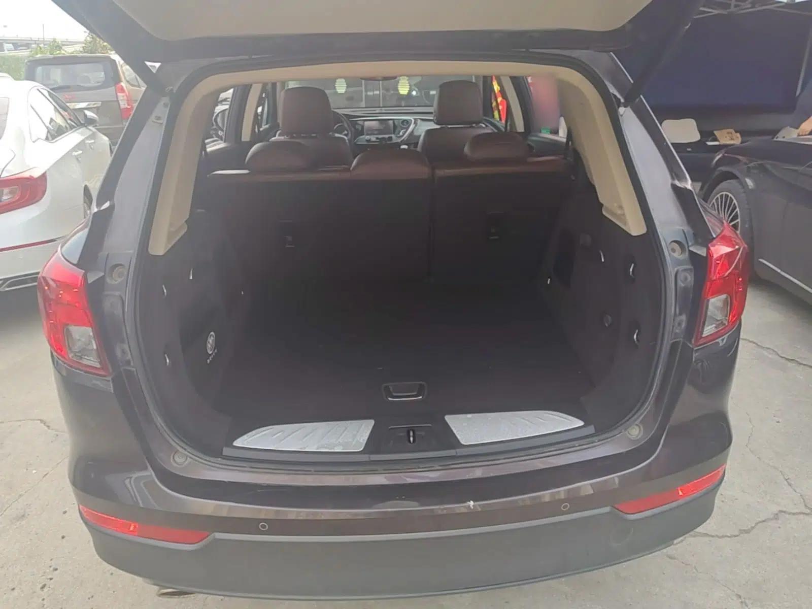 Buick Envision 2017 20T Two-Wheel Drive Luxury Model — миниатюра 22