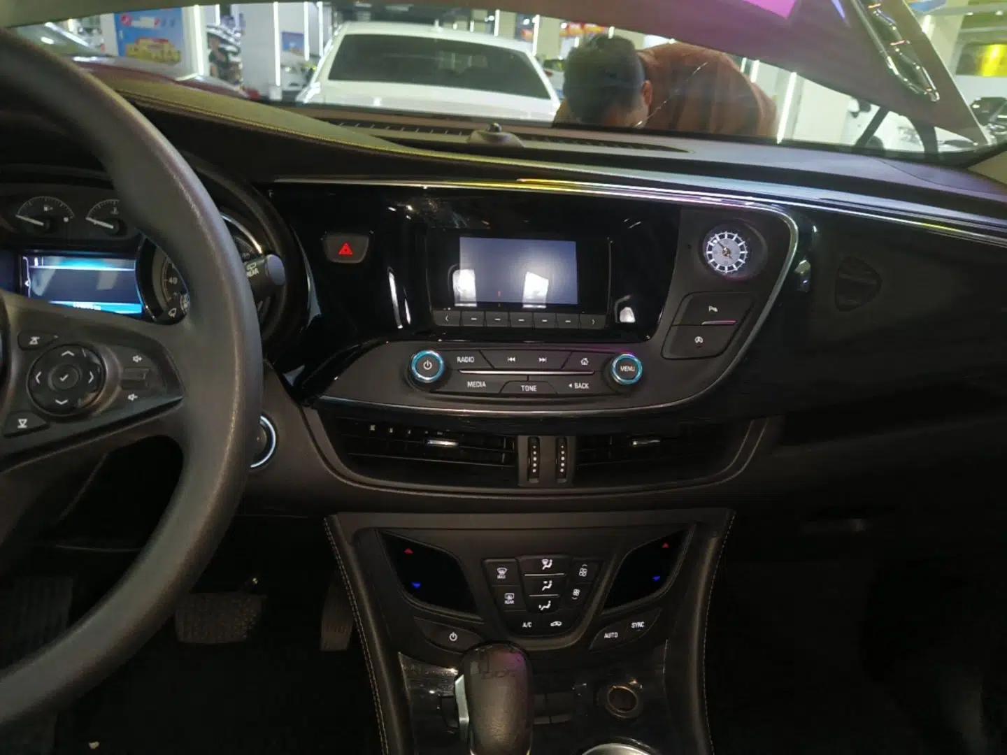 Buick Envision 2017 20T Two-Wheel Drive Leading Version — миниатюра 15