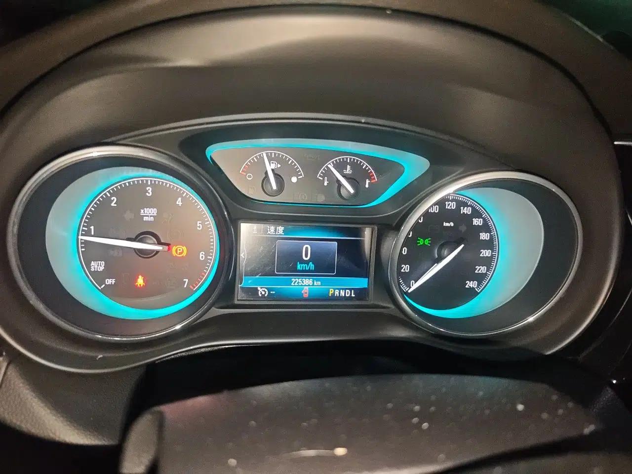 Buick Envision 2016 20T Two-Wheel-Drive Elite Model — миниатюра 11