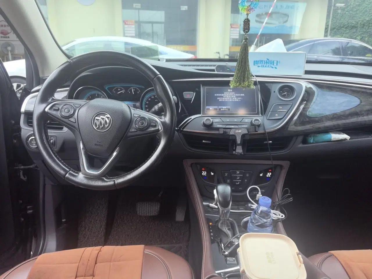 Buick Envision 2016 28T Four-Wheel Drive Elite Version — миниатюра 9