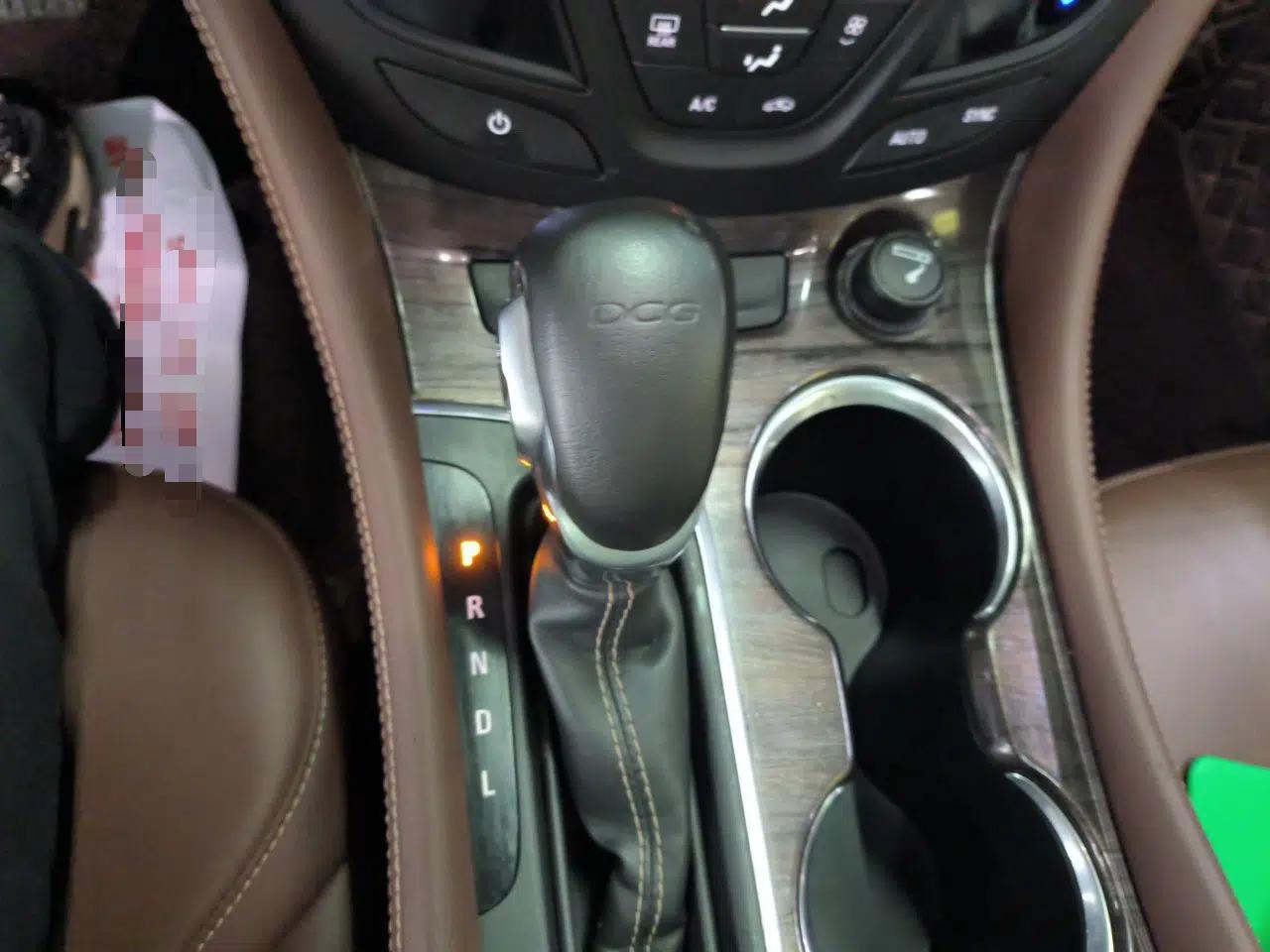Buick Envision 2017 20T Two-Wheel Drive Luxury Model — миниатюра 14
