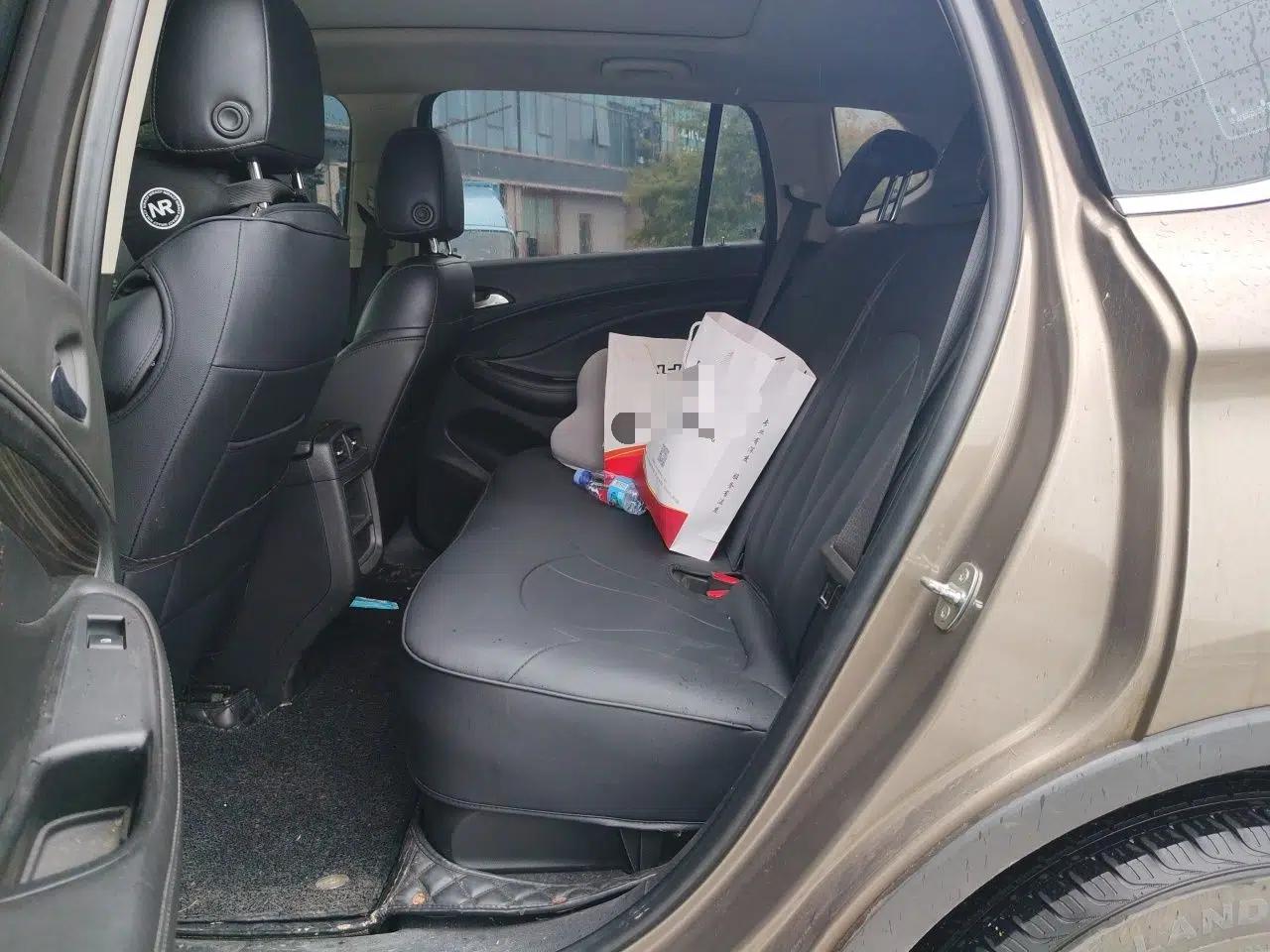 Buick Envision 2018 20T Two-Wheel-Drive Leading Model — миниатюра 17