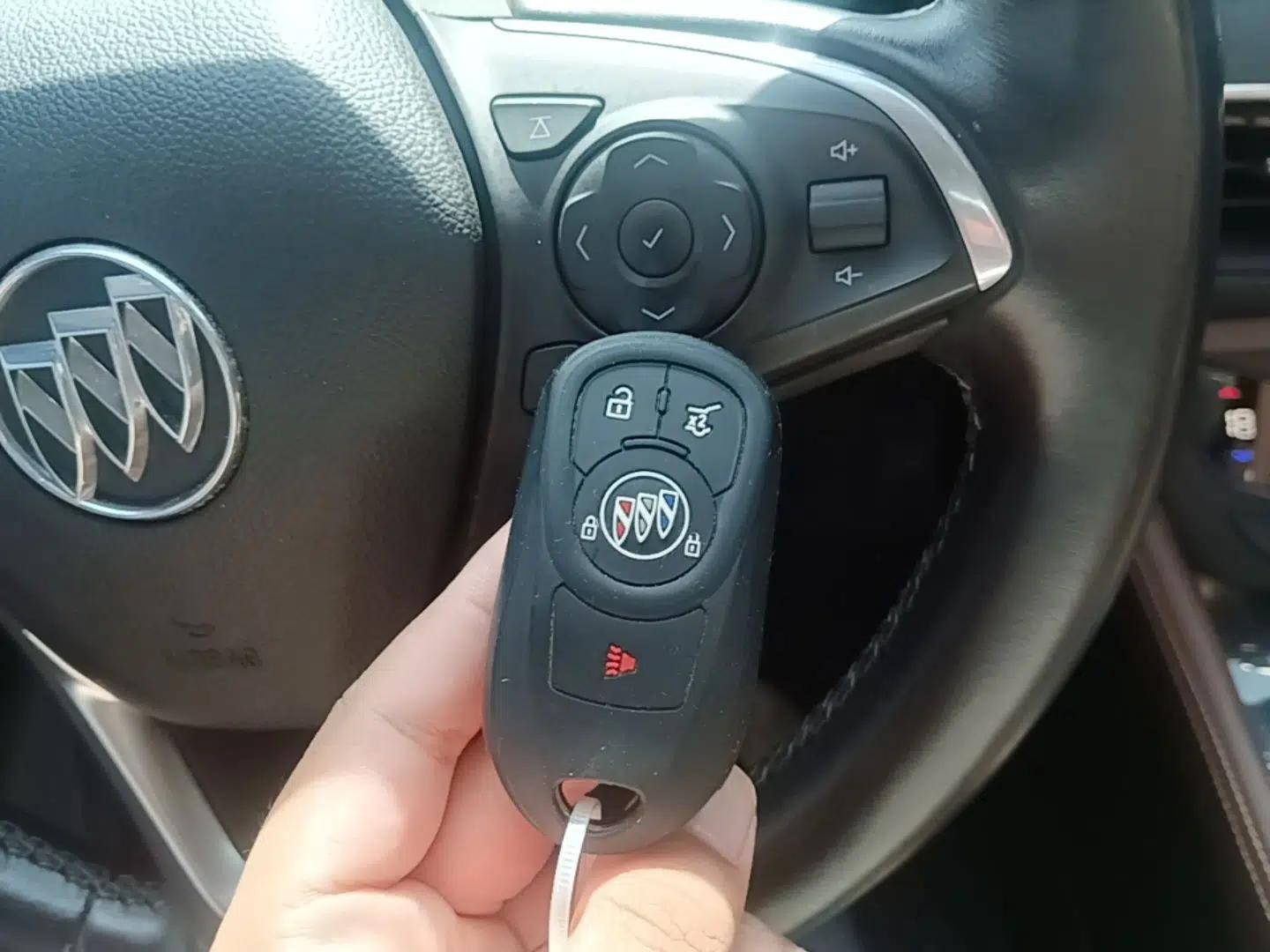 Buick Envision 2018 28T Four-Wheel Drive Elite Version — миниатюра 28