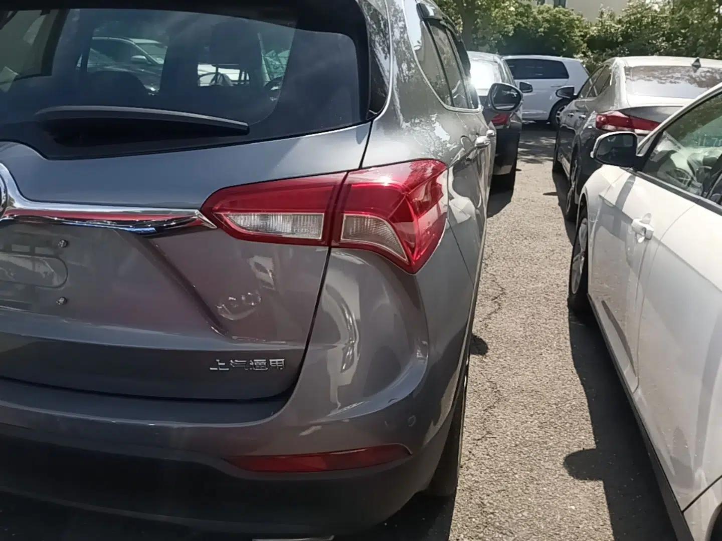 Buick Envision 2018 28T Four-Wheel Drive Elite Version — миниатюра 9