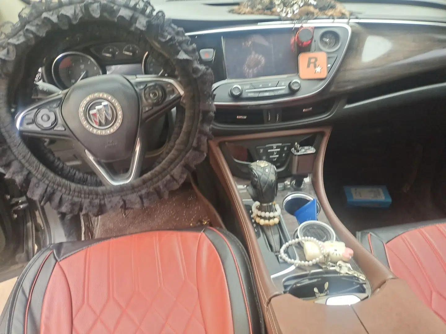 Buick Envision 2017 28T Four-Wheel Drive Elite Model — миниатюра 9