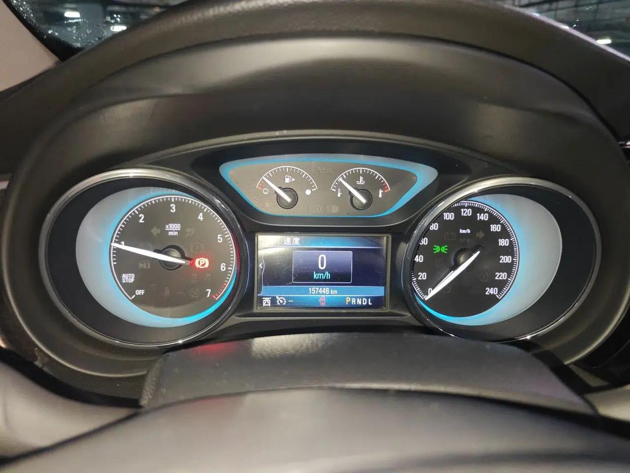 Buick Envision 2016 28T Four-Wheel Drive Elite Version — миниатюра 11