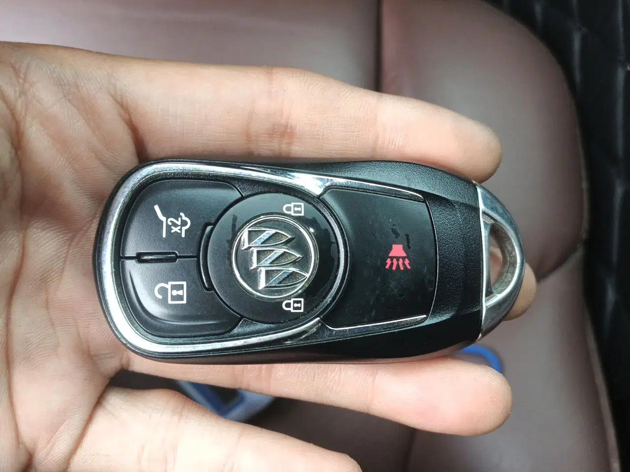 Buick Envision 2017 28T Four-Wheel Drive All-Terrain Flagship Edition — миниатюра 17