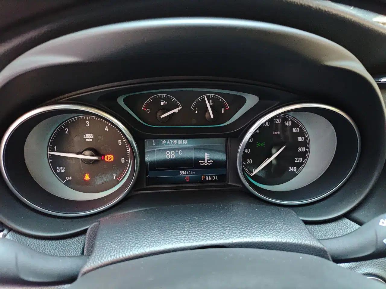 Buick Envision 2016 20T Two-Wheel Drive Leading Version — миниатюра 11