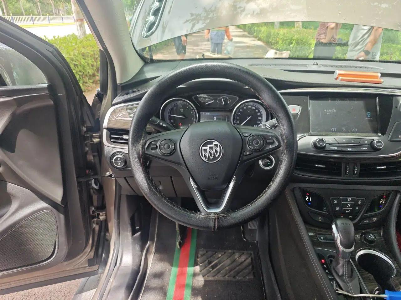 Buick Envision 2018 20T Two-Wheel-Drive Leading Model — миниатюра 10