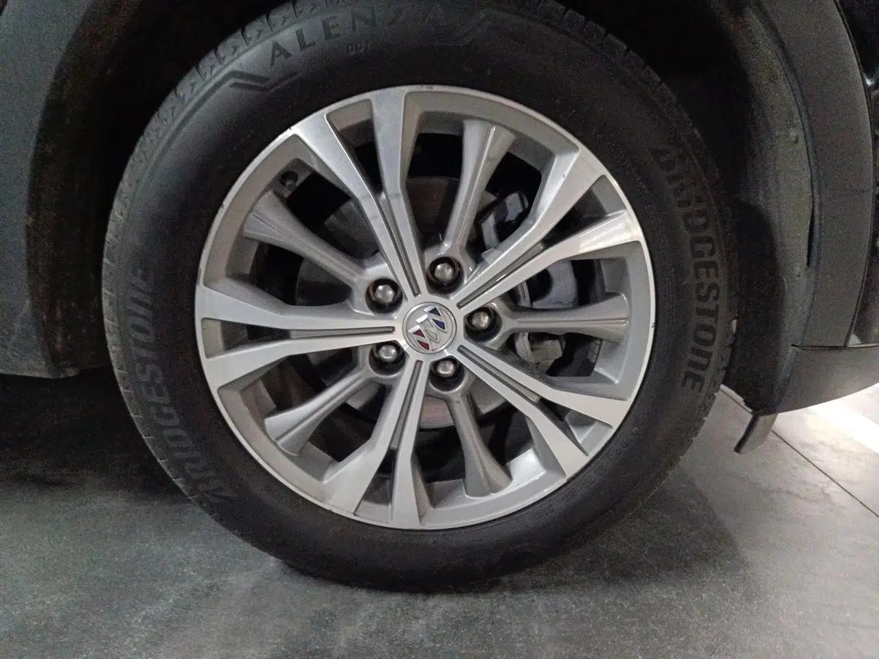Buick Envision 2021 Encore Plus 652T Five-Seat Luxury Model — миниатюра 8