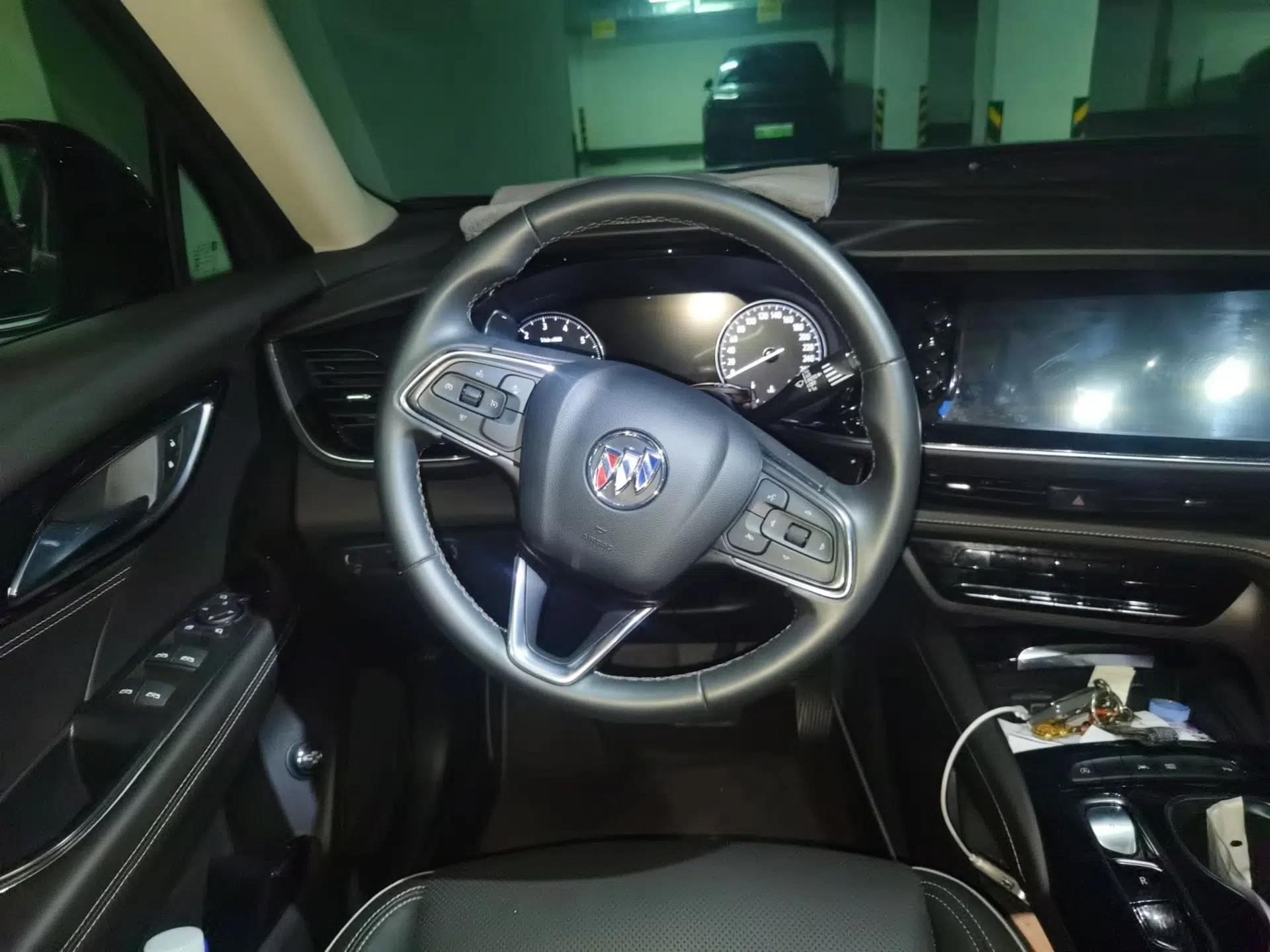 Buick Envision 2022 Encore S 652T Two-Wheel-Drive Luxury Model — миниатюра 10