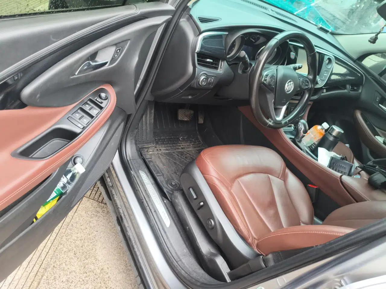 Buick Envision 2018 28T Four-Wheel Drive Elite Version — миниатюра 16