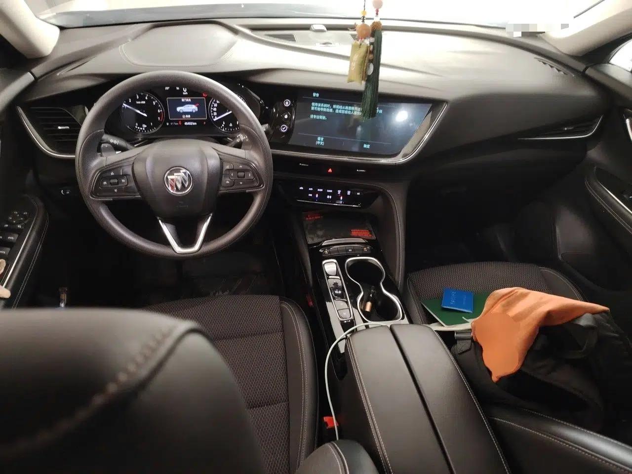 Buick Envision 2020 Onix S 652T Two-Wheel Drive Elite Model — миниатюра 9
