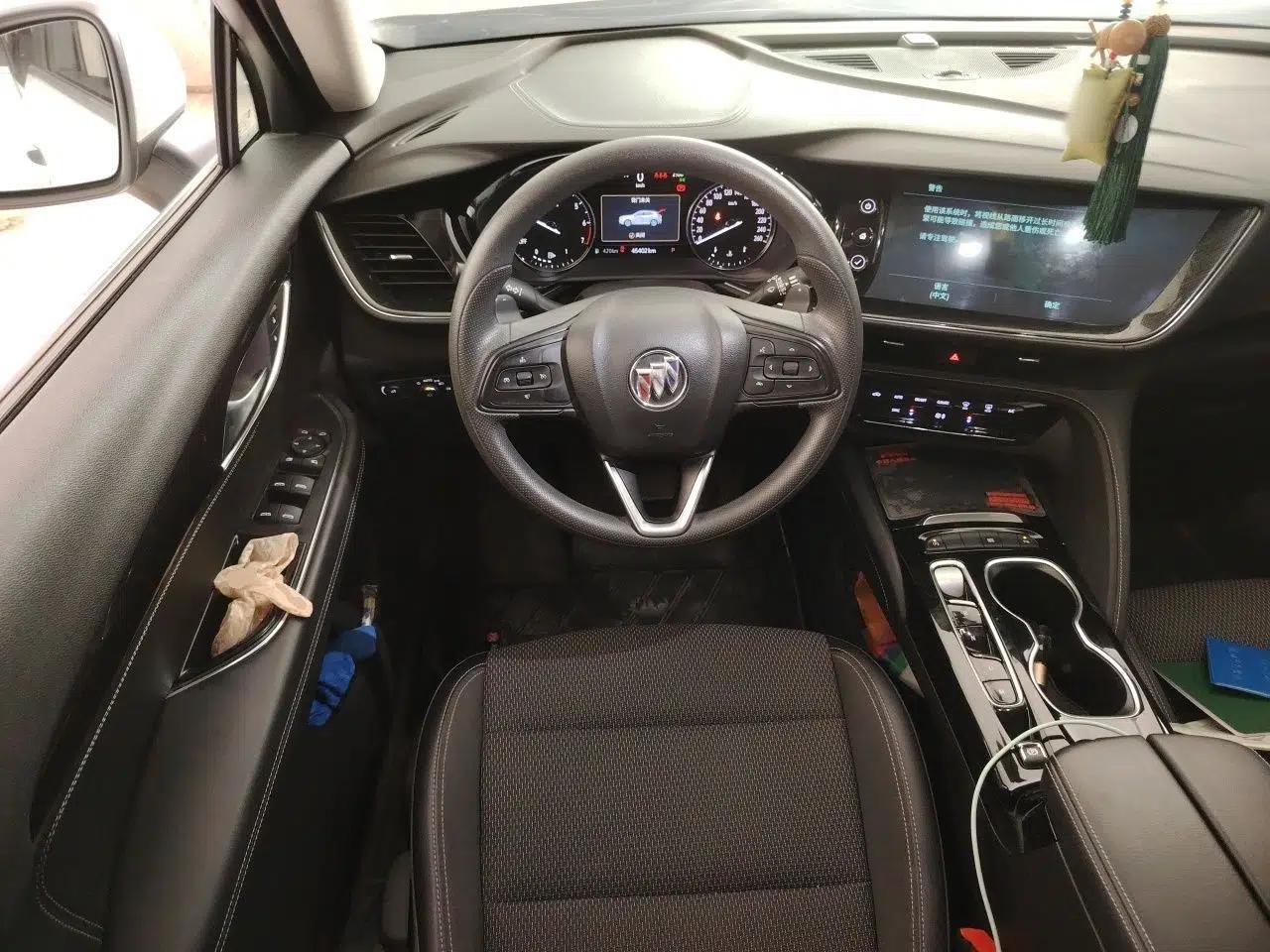 Buick Envision 2020 Onix S 652T Two-Wheel Drive Elite Model — миниатюра 10