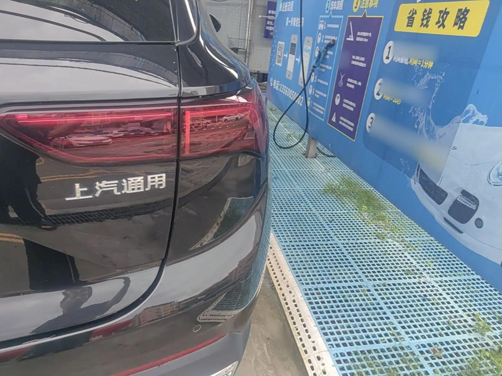 Buick Envision 2025 25T Entry-Grade Platinum Edition — миниатюра 9