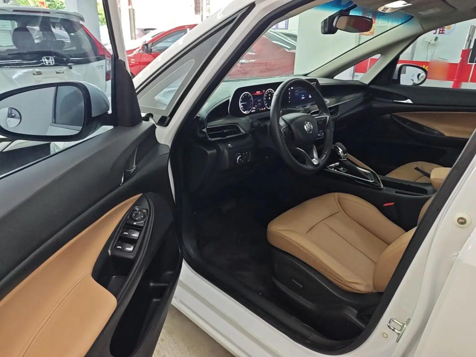 Buick GL6 2021 323T Mild Hybrid Connect Luxury Model — миниатюра 18