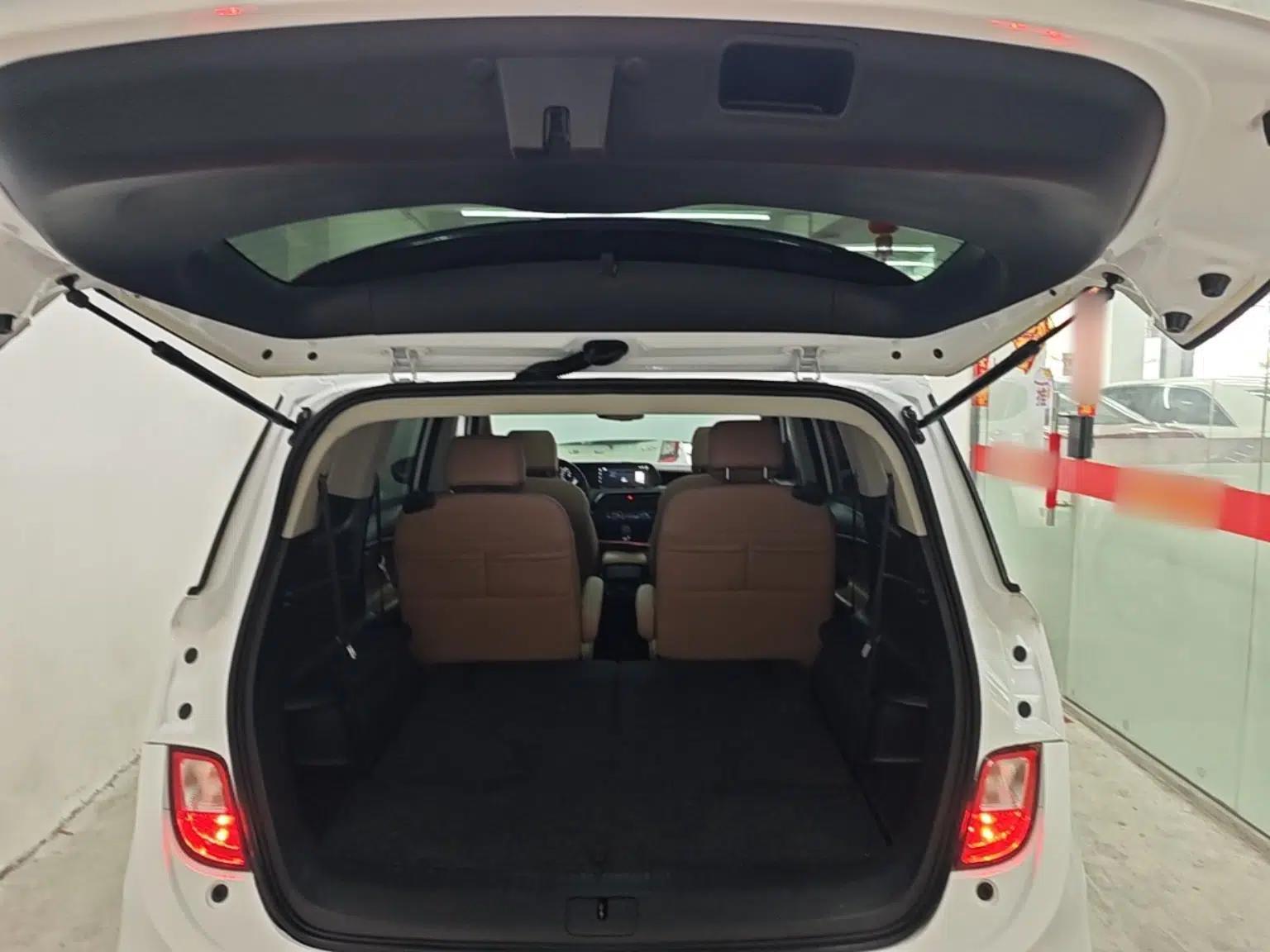 Buick GL6 2021 323T Mild Hybrid Connect Luxury Model — миниатюра 22