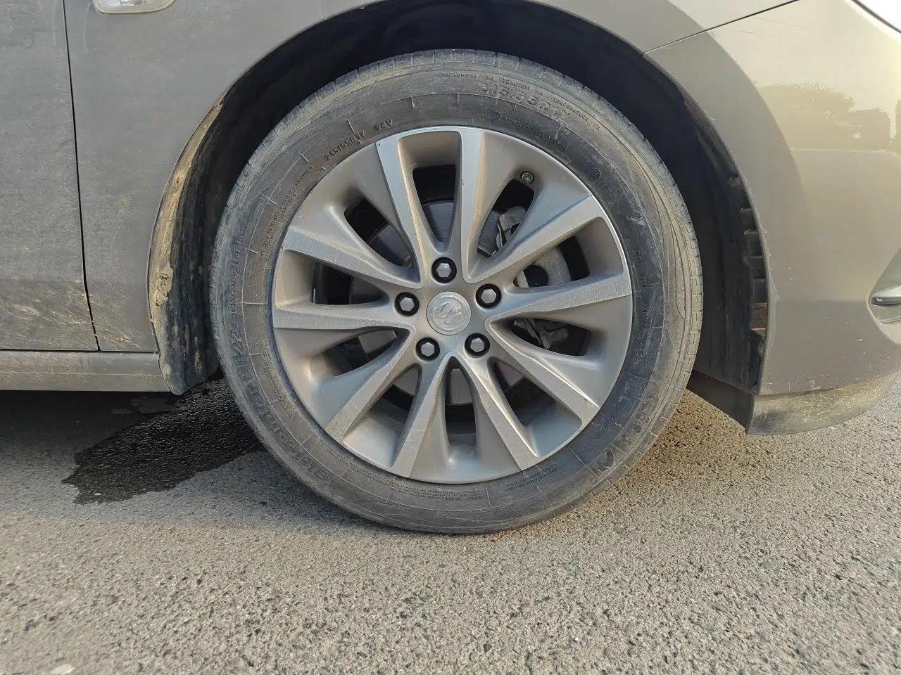 Buick GL6 2019 18T 6-Seater Connected Luxury Version China VI Standard — миниатюра 8
