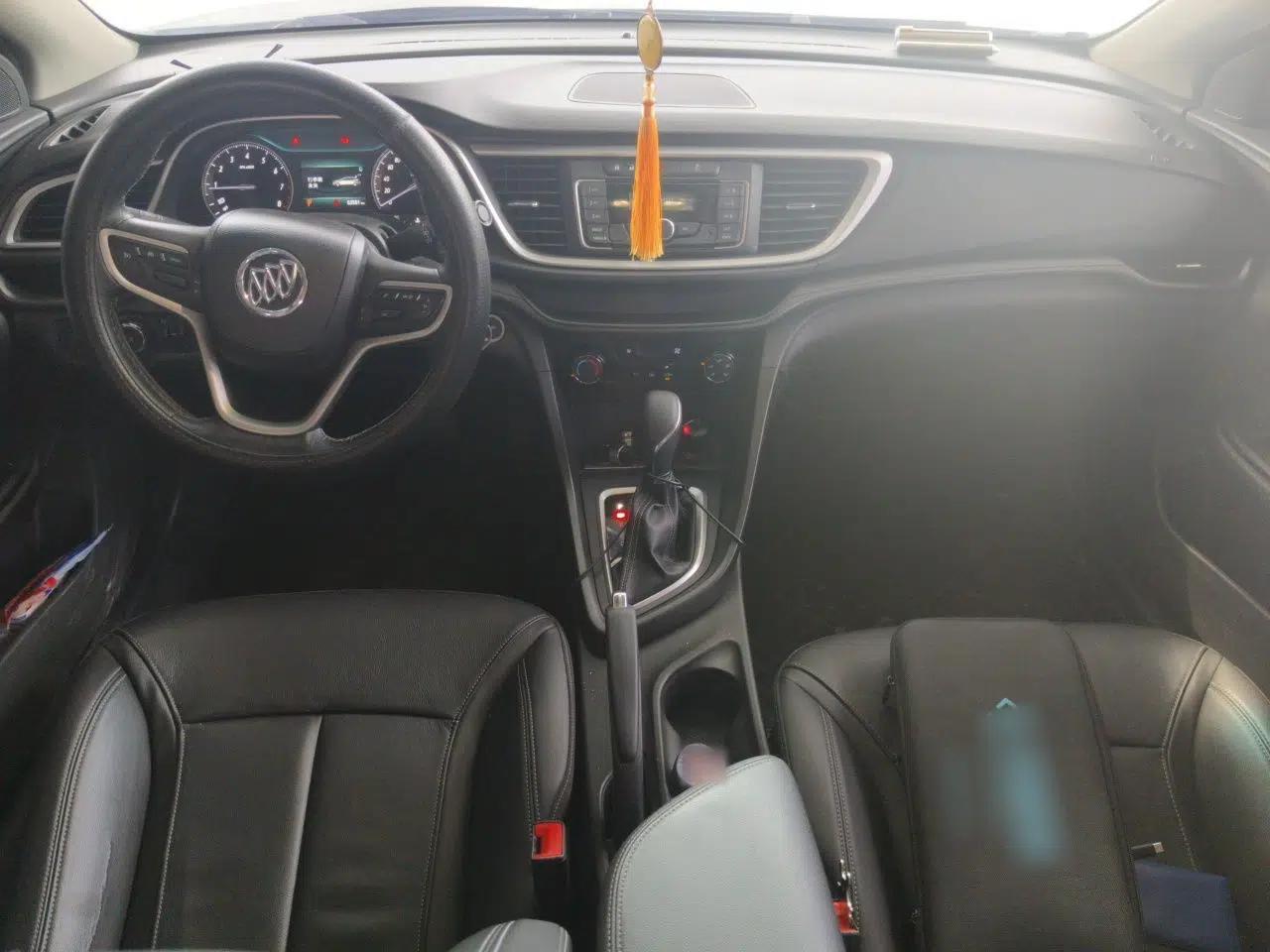 Buick Excelle GX 2018 18T Automatic Elite Model — миниатюра 9