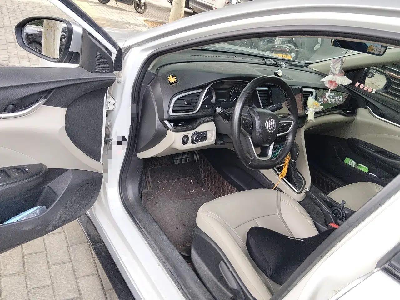 Buick Excelle GX 2018 15T Dual-Clutch Elite Model — миниатюра 16