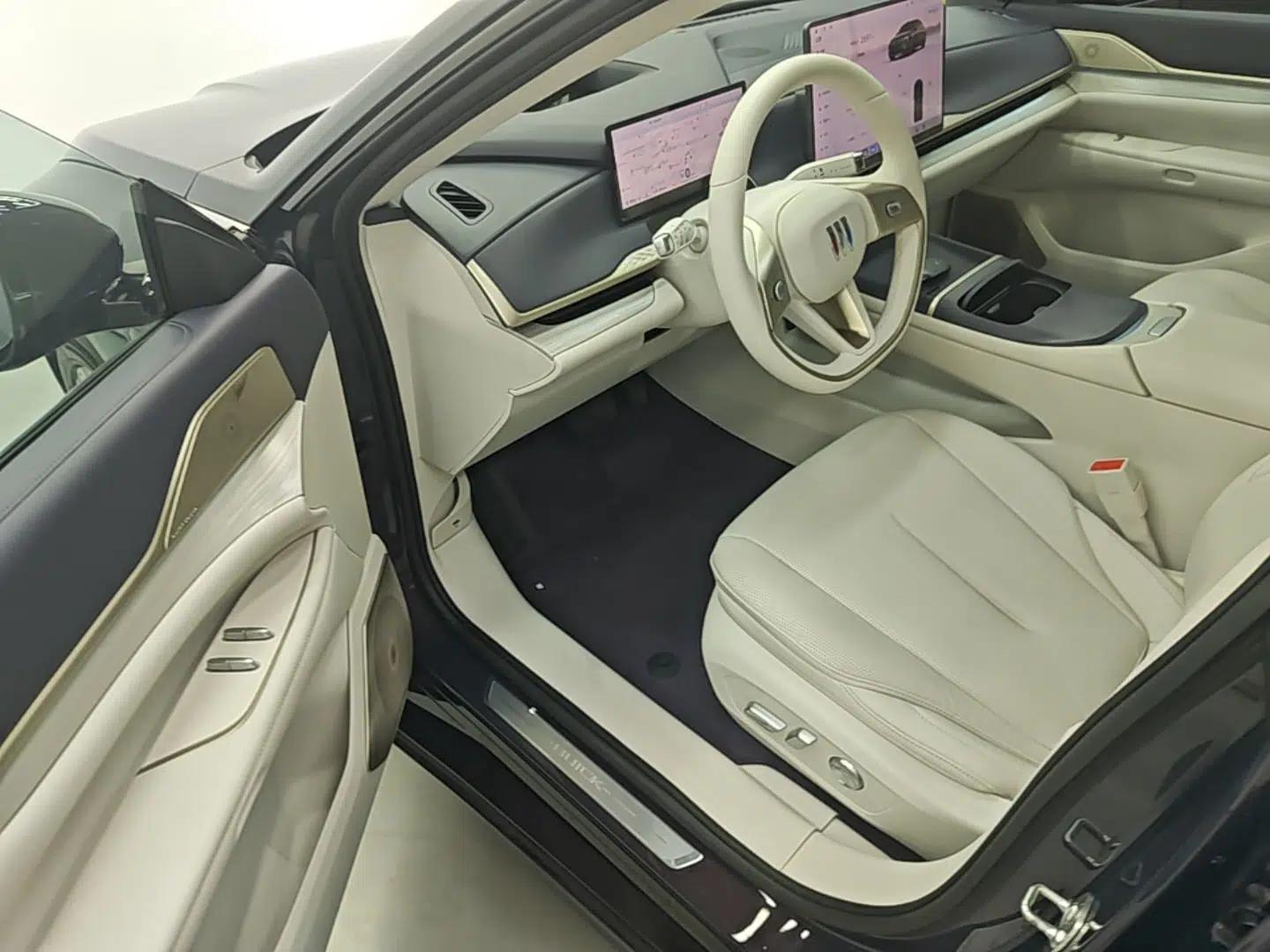 Buick L7 2025 Model Aivia — миниатюра 18