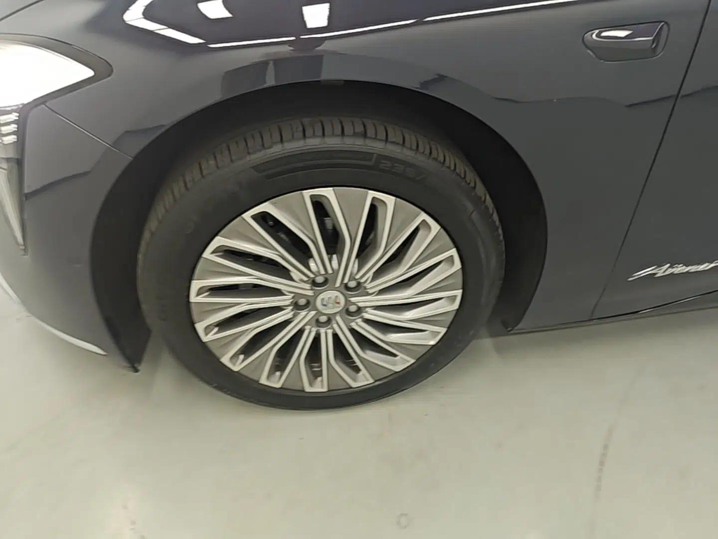 Buick L7 2025 Model Aivia — миниатюра 10