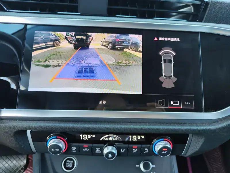 Audi Q3 Sportback 2022 40 TFSI Fashion Edition — миниатюра 28