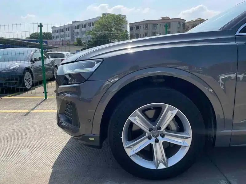 Audi Q8 2019 45 TFSI Luxury Elegance — миниатюра 7