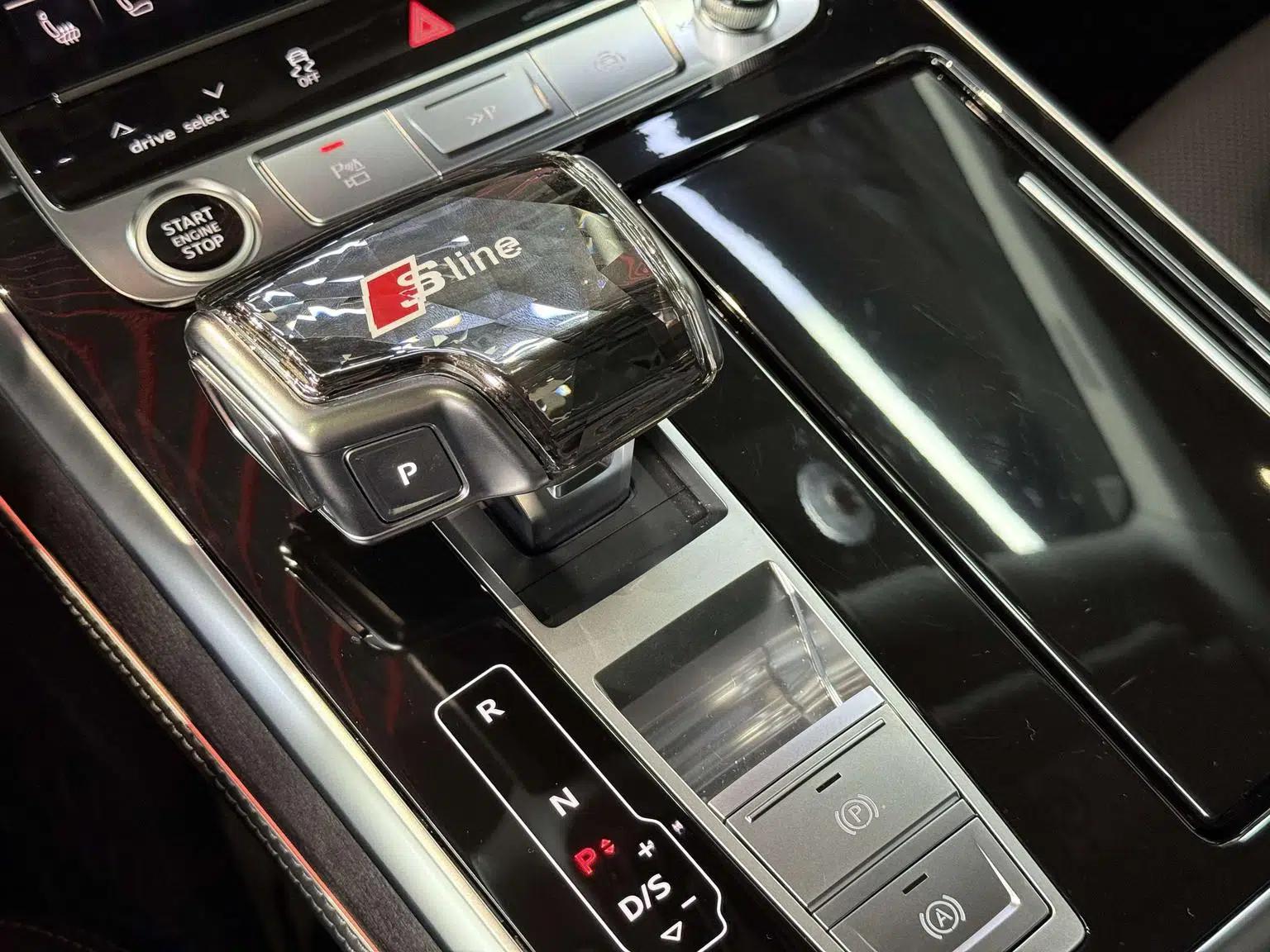 Audi Q8 2024 55 TFSI Luxury Dynamic — миниатюра 14