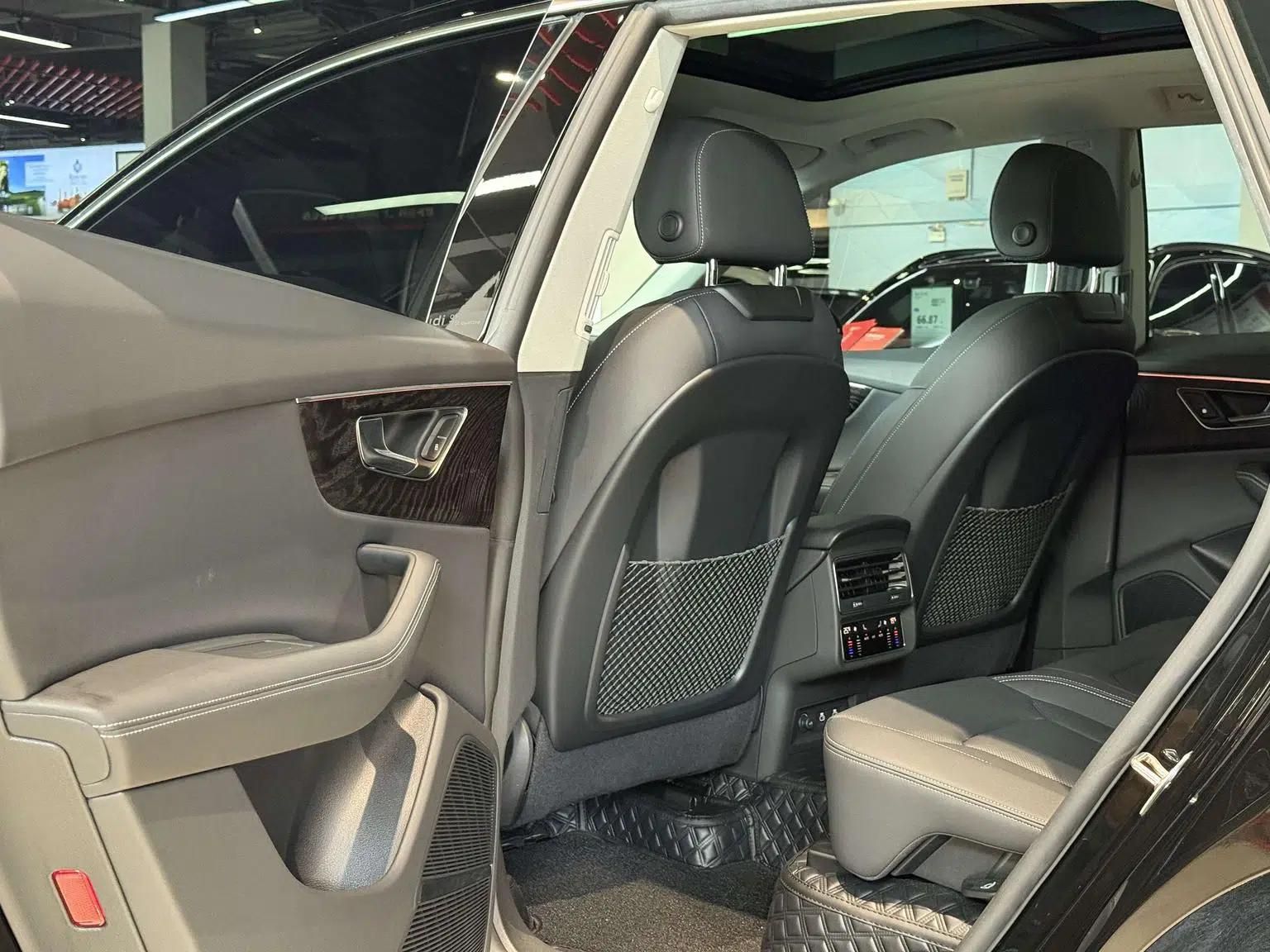 Audi Q8 2024 55 TFSI Luxury Dynamic — миниатюра 15