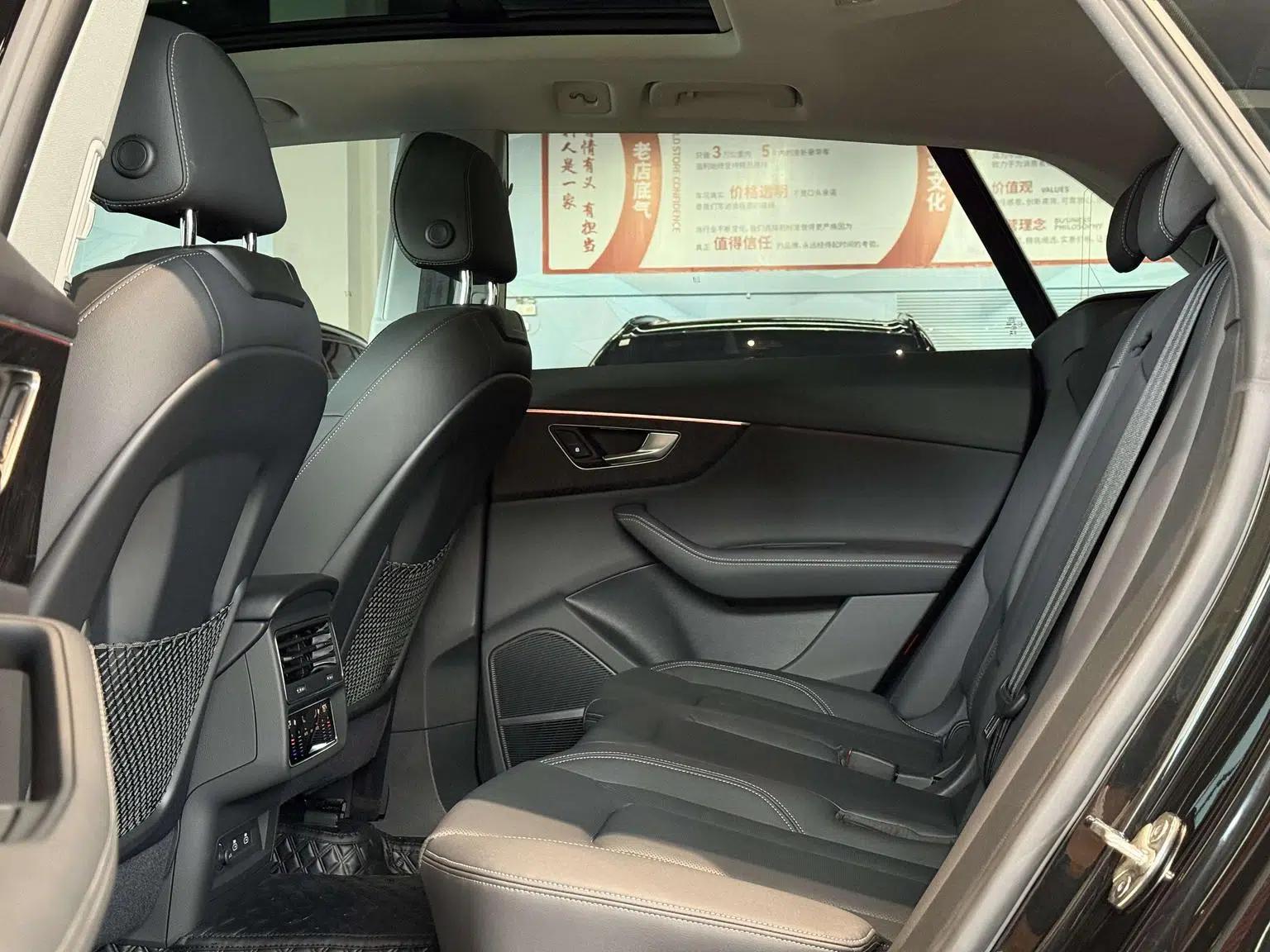 Audi Q8 2024 55 TFSI Luxury Dynamic — миниатюра 17