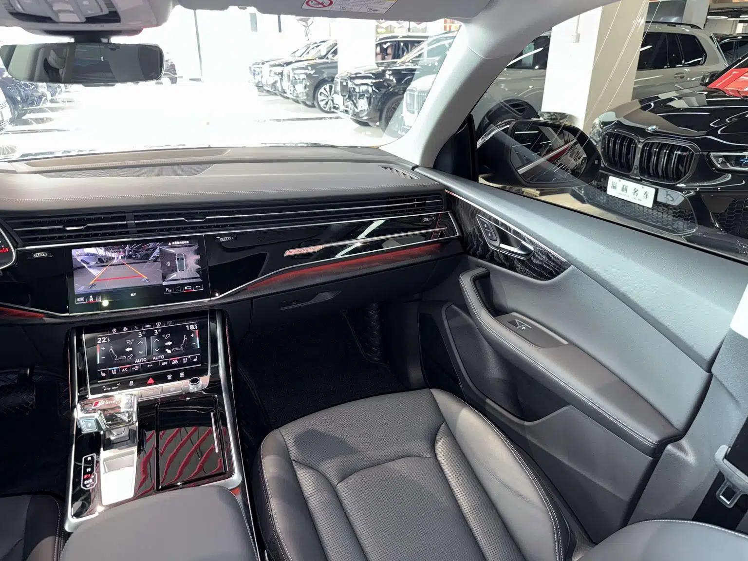Audi Q8 2024 55 TFSI Luxury Dynamic — миниатюра 7