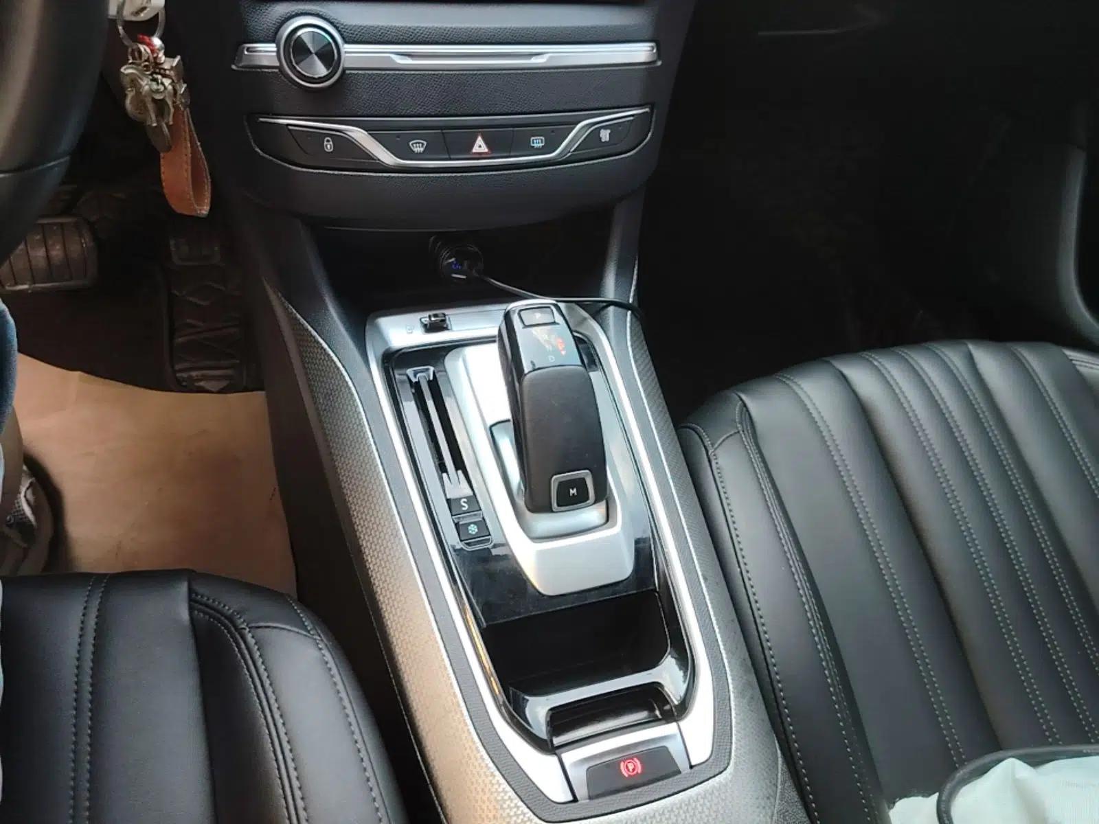 Peugeot 408 2019 230THP Automatic Luxury Edition China VI Standard — миниатюра 21