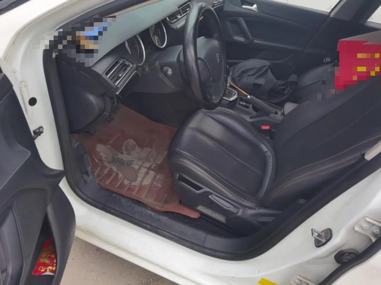 Peugeot 408 2014 1.8L Manual Leading Edition — миниатюра 16