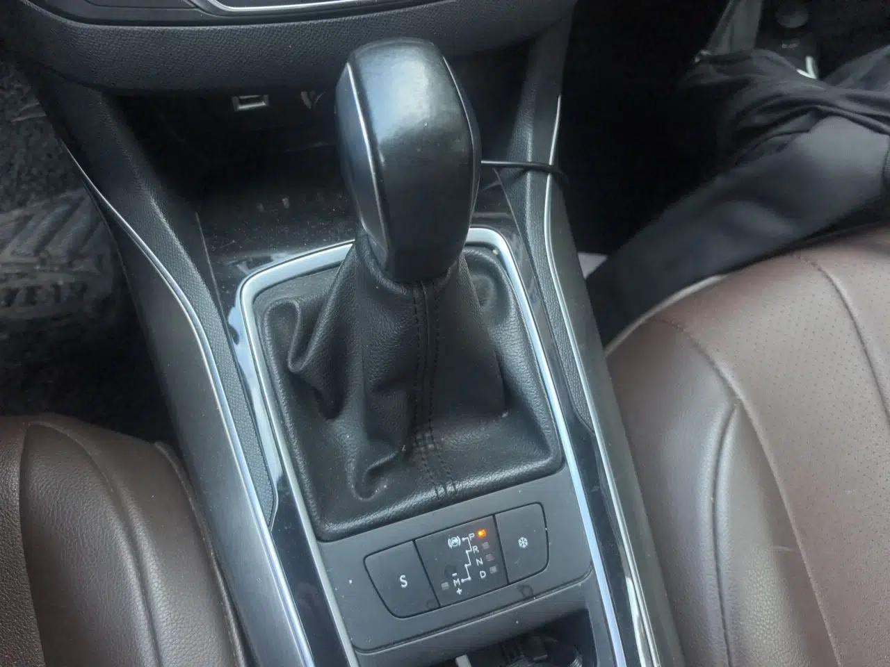 Peugeot 408 2014 1.8L Automatic Luxury Edition — миниатюра 14